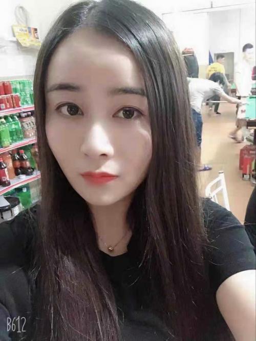 龙华莹莹 第2张