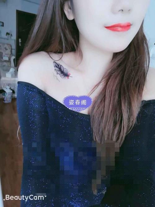 女神灿灿，很是性感风骚 第2张