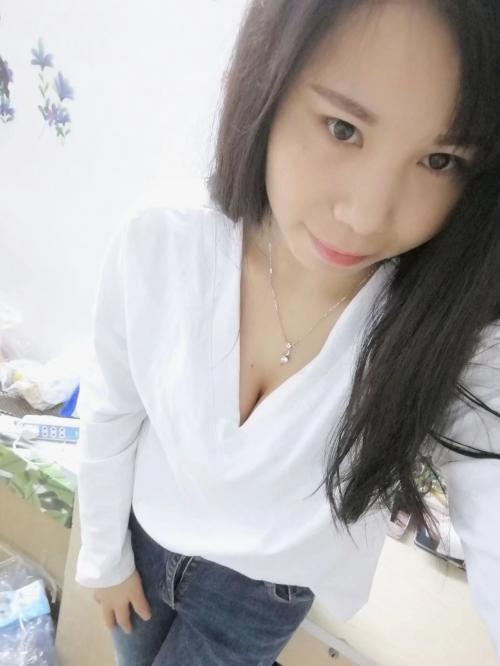 龙华坏丫头 第1张