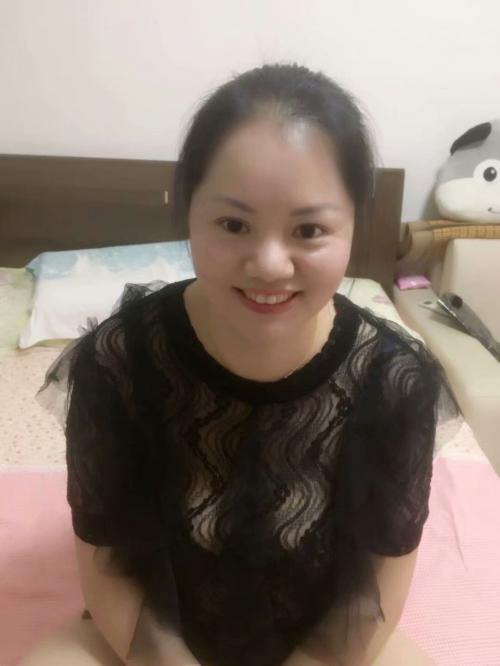 福田微胖大波妹 第1张