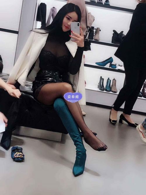 女王紫萱，身材颜值一流 第6张