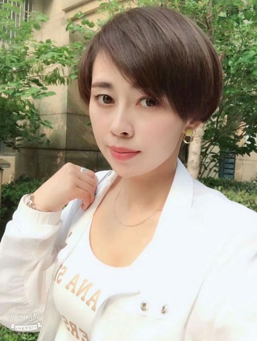 气质美女阿娇 第1张