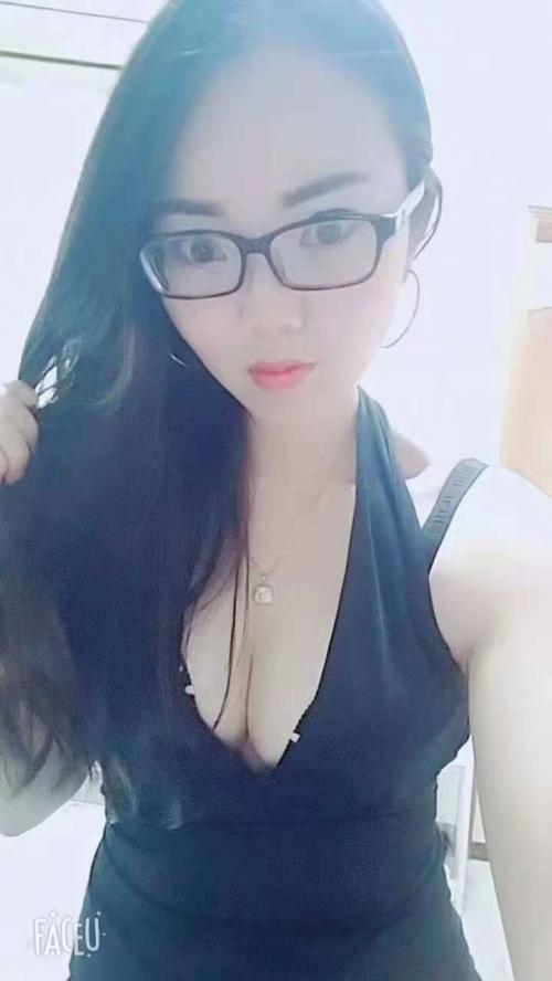 相城新人果果 第2张