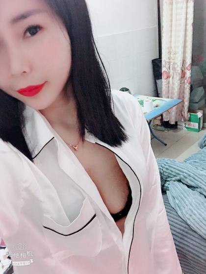 西乡新人晶晶 第2张