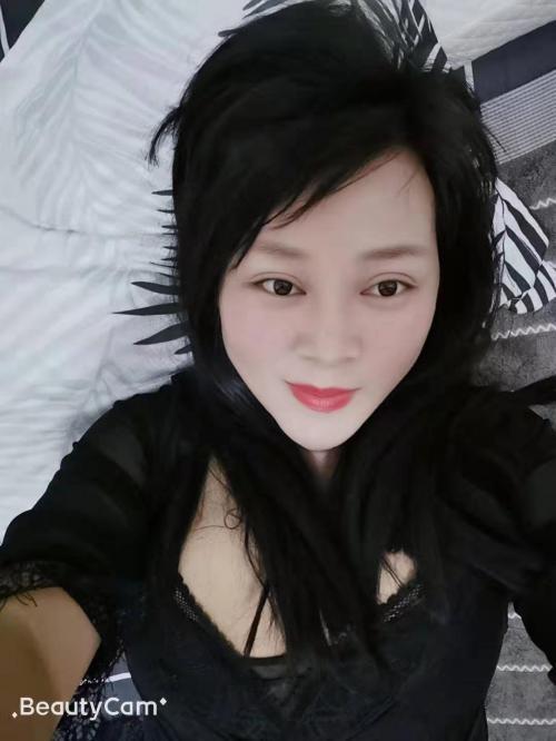 宝安流塘小学兰儿天然豪乳 第2张