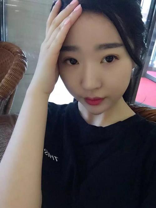 东北大厦亲亲 第1张