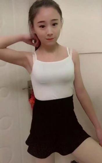 龙城广场佳佳妹 第2张