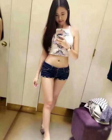 九龙坡萱萱 第1张