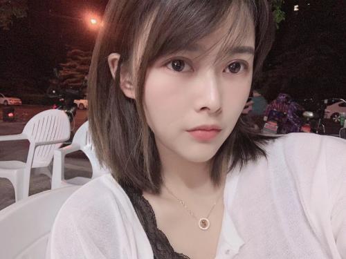 江宁万达新人筱筱 第1张