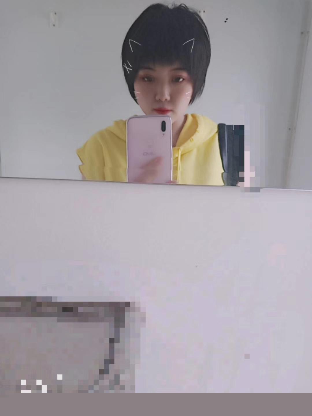 慵懒小胖妹 第2张