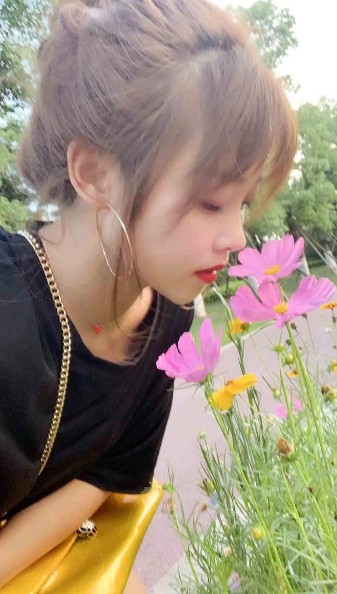 石家庄石家庄小妹，有点小姐脾气，就喜欢有征服感 第1张