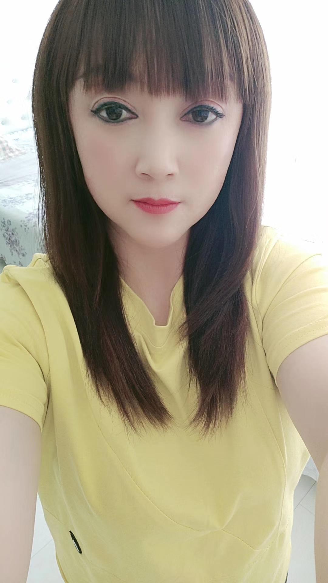 九小。体贴的少妇 第1张