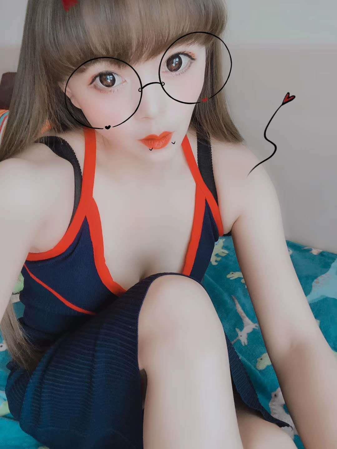 年轻可爱的小美女 第1张
