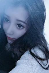周水前东特购物广场极品妹子人美奶大温柔绝佳体 第3张