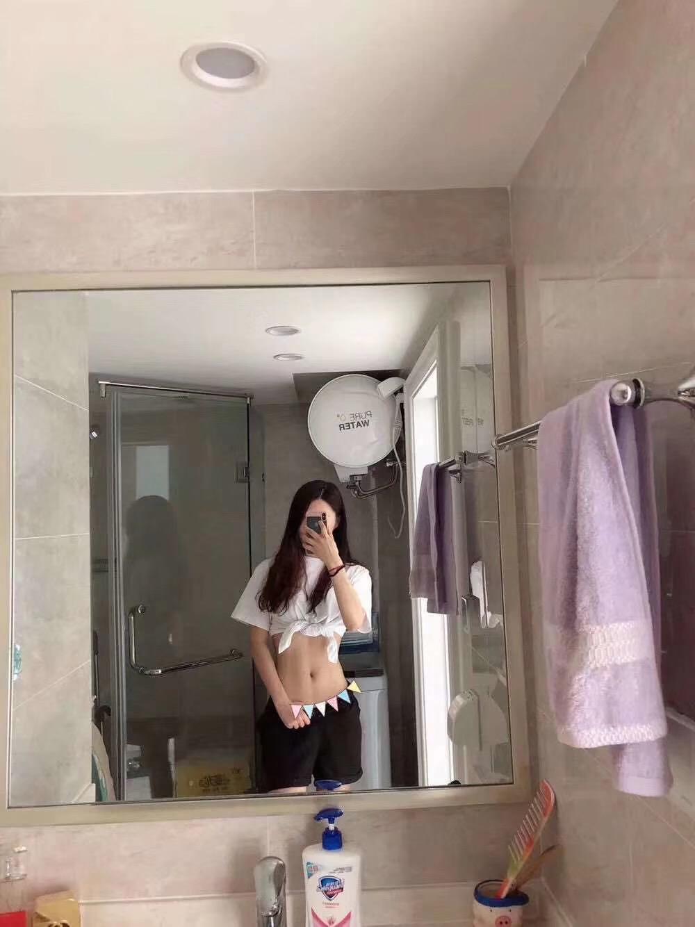 身材是真没话说，妹子很水！ 第1张