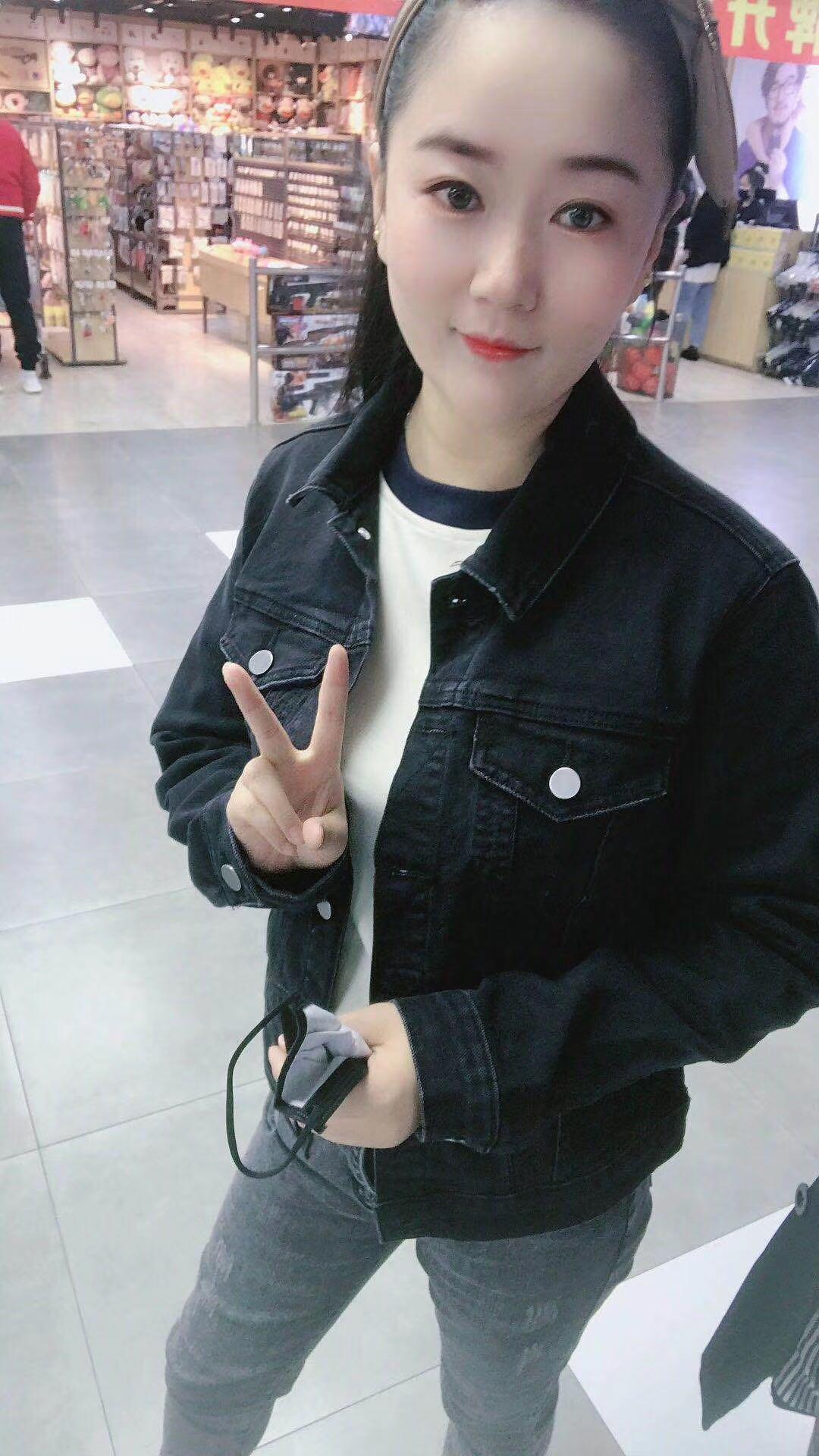 九六年妹子兼职 第2张