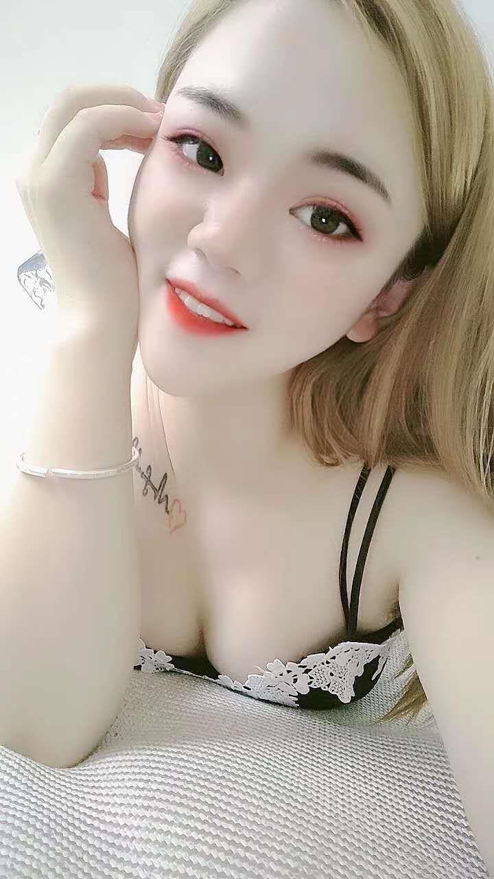 服务一般的嫩妹 第1张