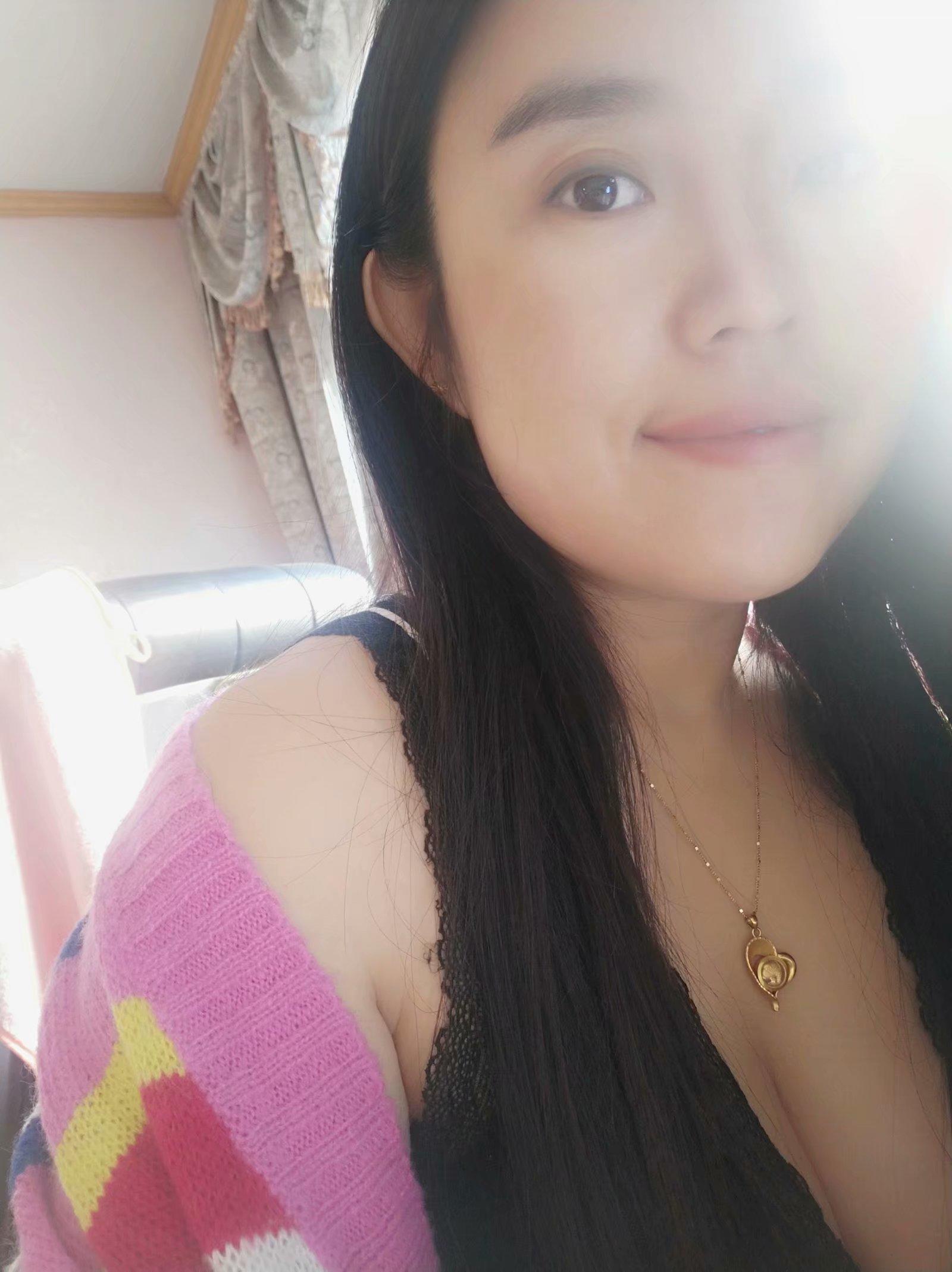 长春美貌少妇活好可以口爆不机车 第1张