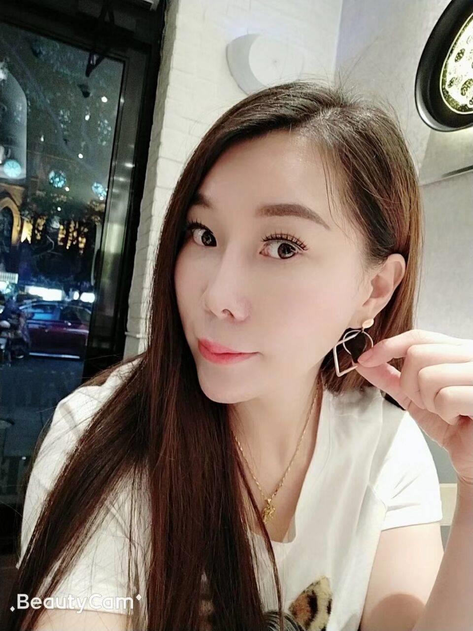 服务不错的妹纸 第2张