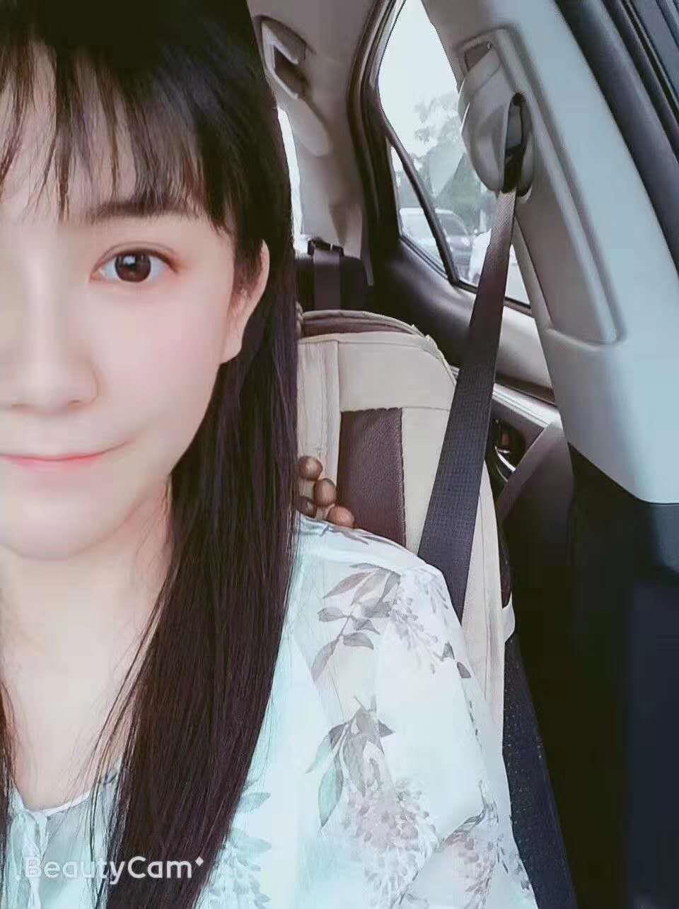 徐汇电臀妹 第2张