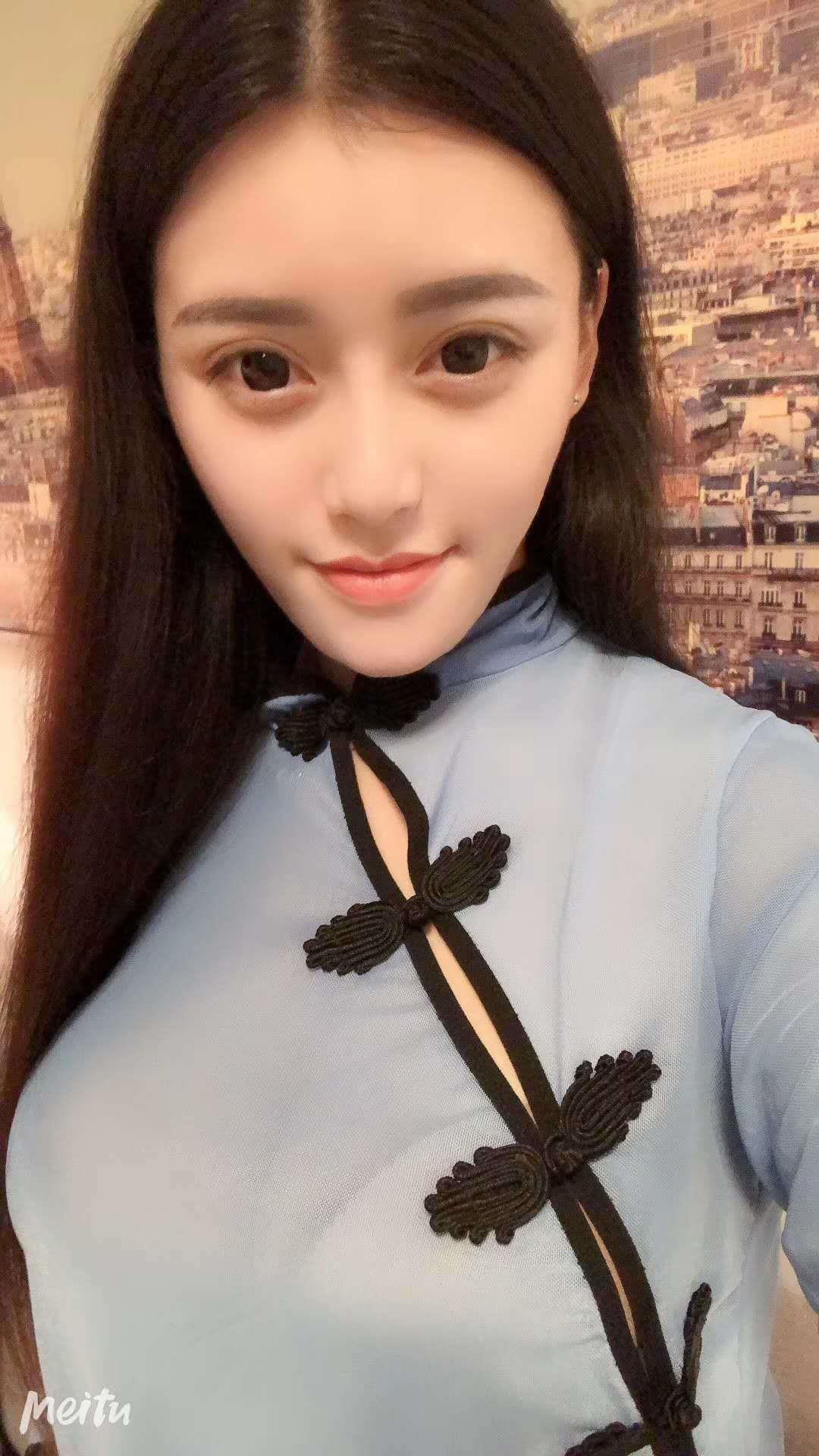 冒着疫情，体验妹子小莺莺 第2张