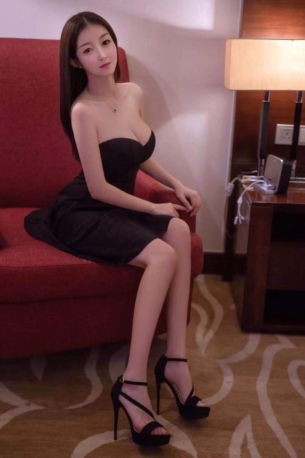 高颜值熊大年轻婷婷 第4张