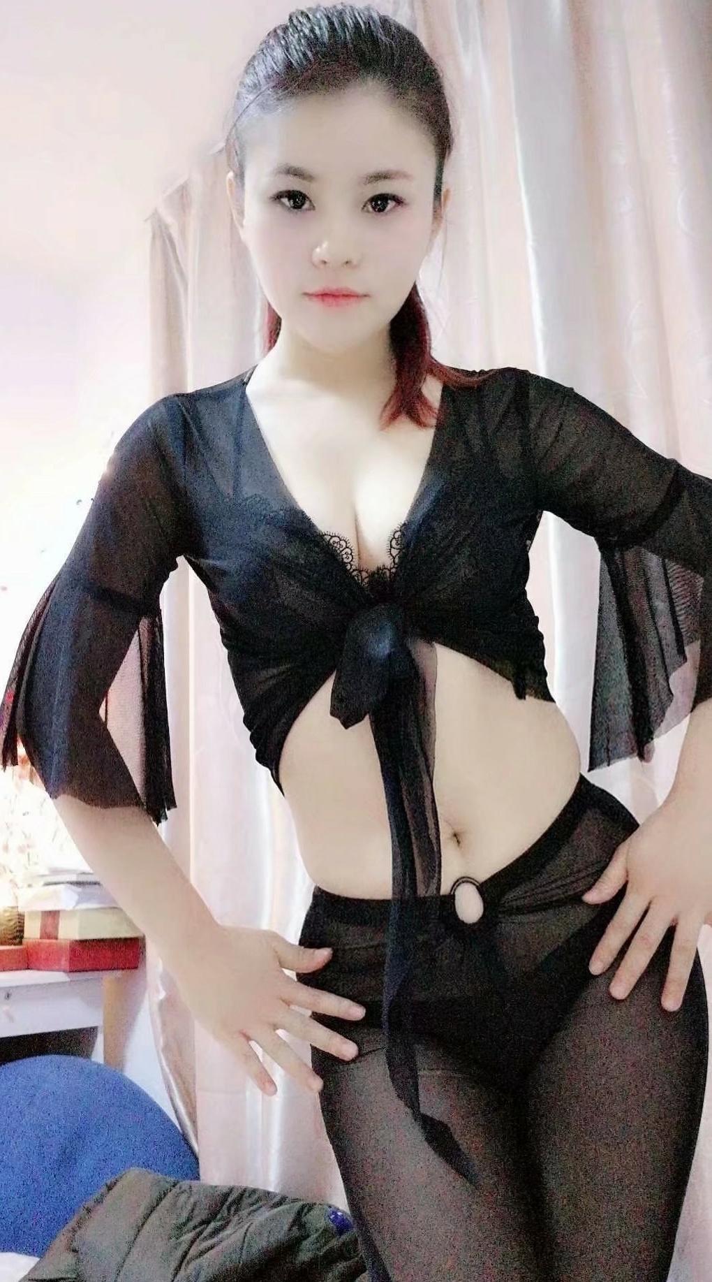 21岁松江湘妹子,小美 第3张