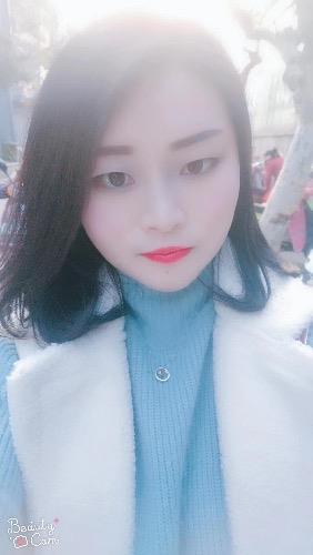 体验98年妹子，胸大水多叫声浪的不行 第1张