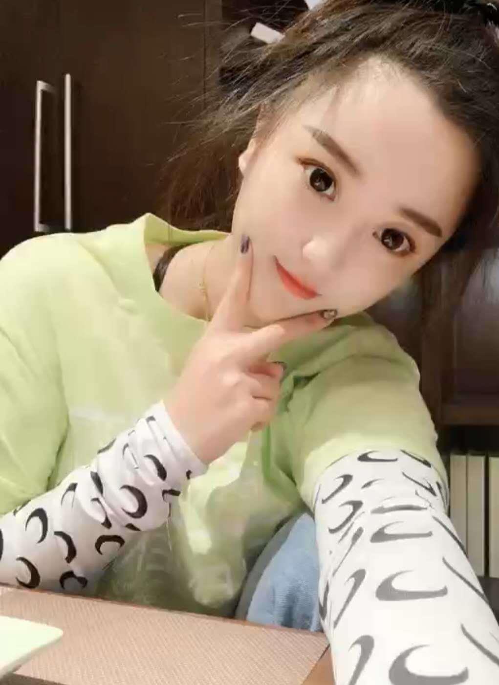 静安区不错的妹子 第5张