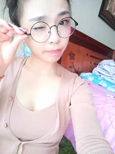 高冷美女可可 第7张