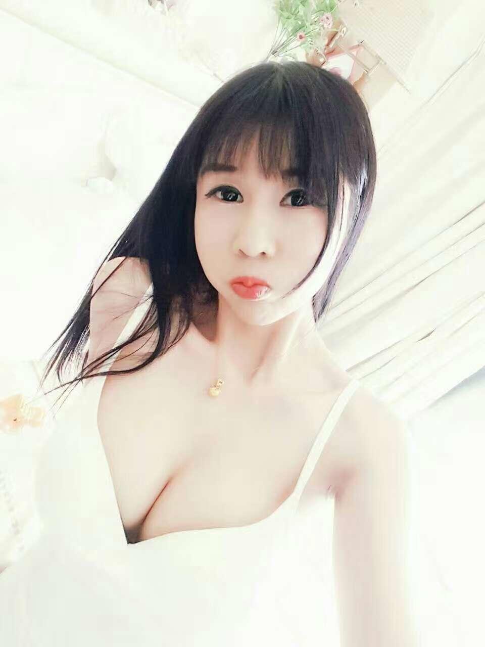 厦门服务好水多逼紧妹子 第1张