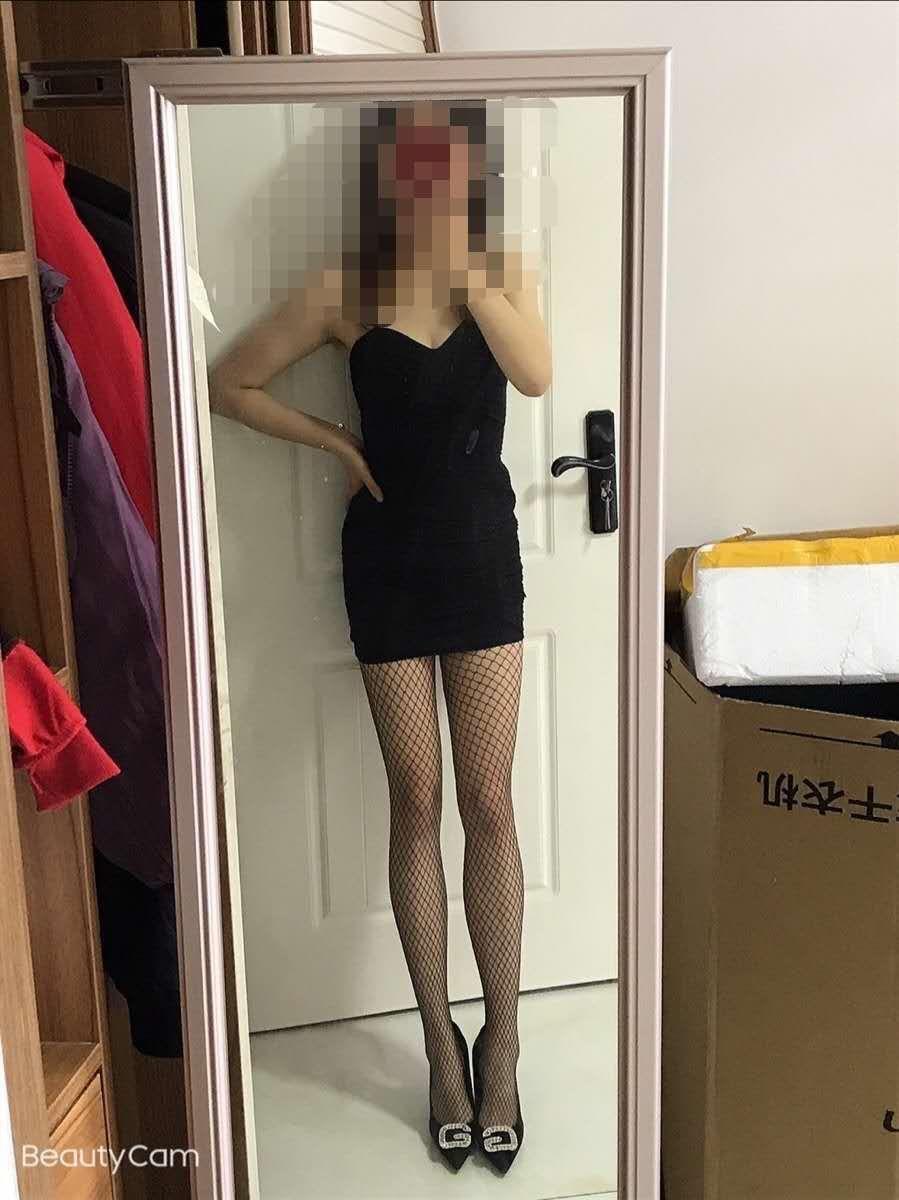 南阳质量不错的美女。包夜爽歪歪 第2张