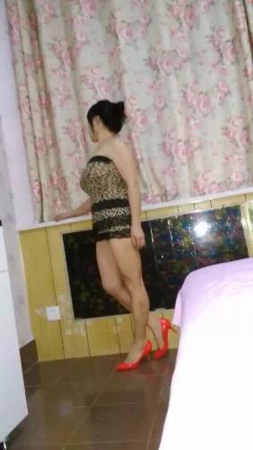 验证爆乳良家极品风骚诱惑护士熟女 第1张