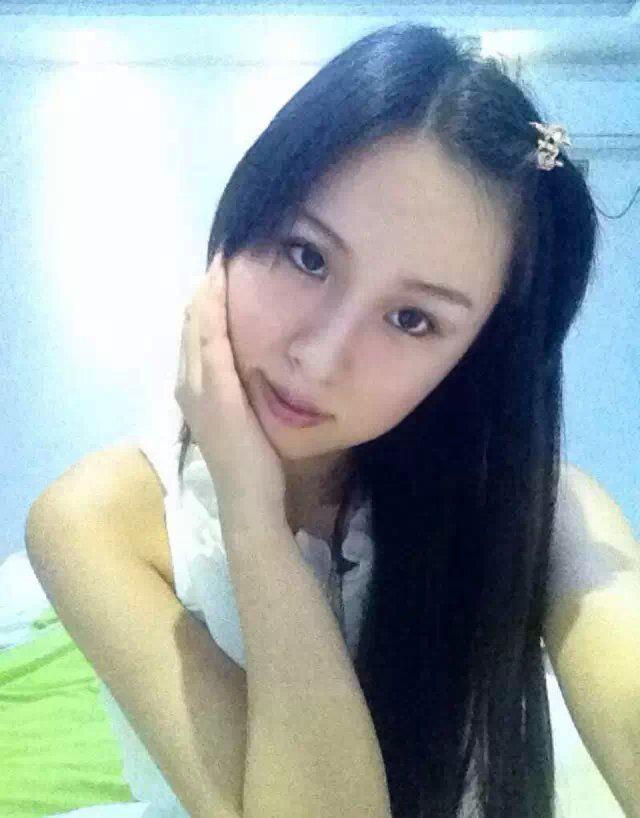 衣掩娇媚，小妖精 第1张