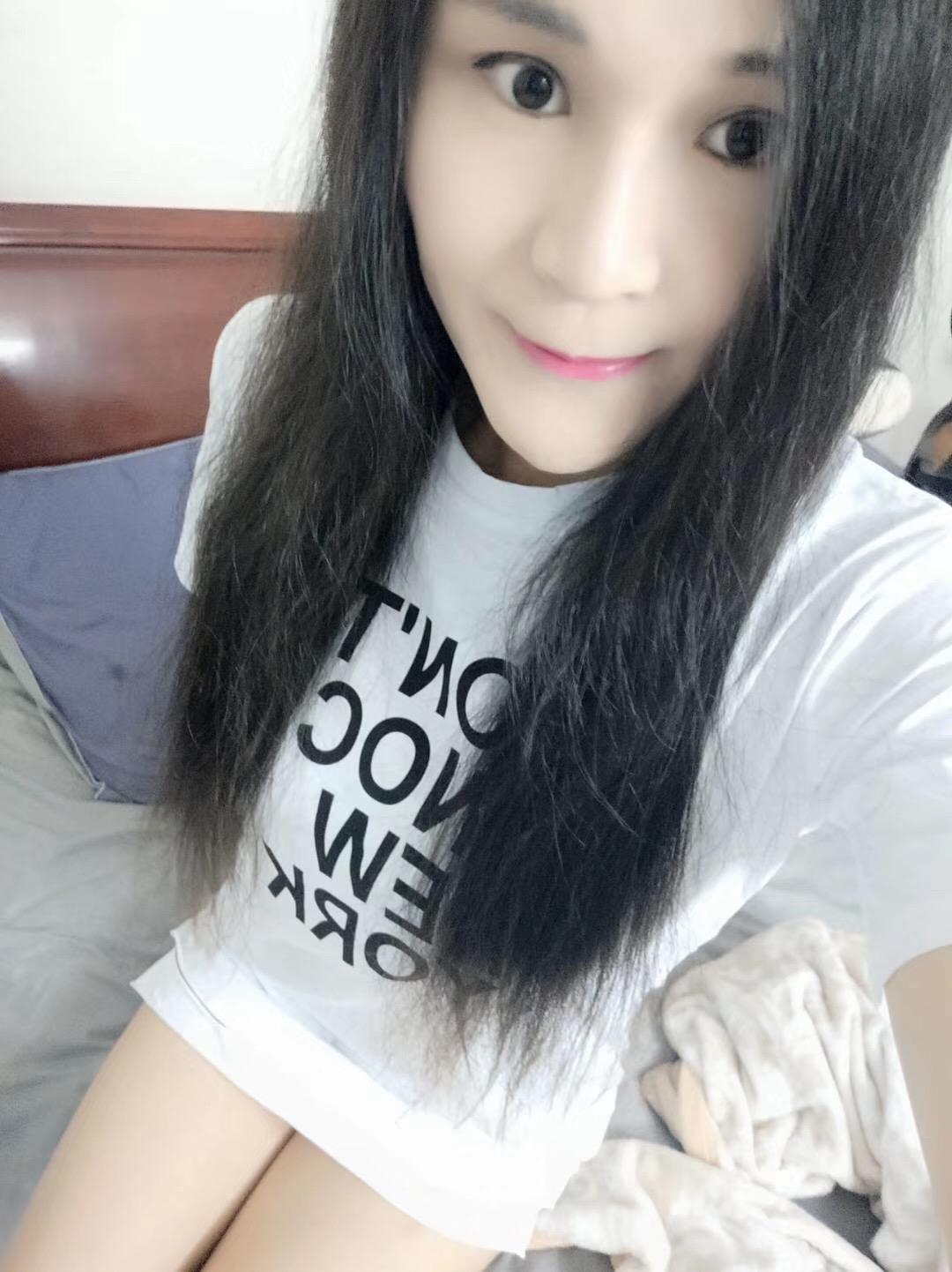 武汉绝美人妖,人美波大,温柔听话, 第1张