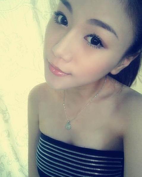 性感小女人年轻漂亮 第2张