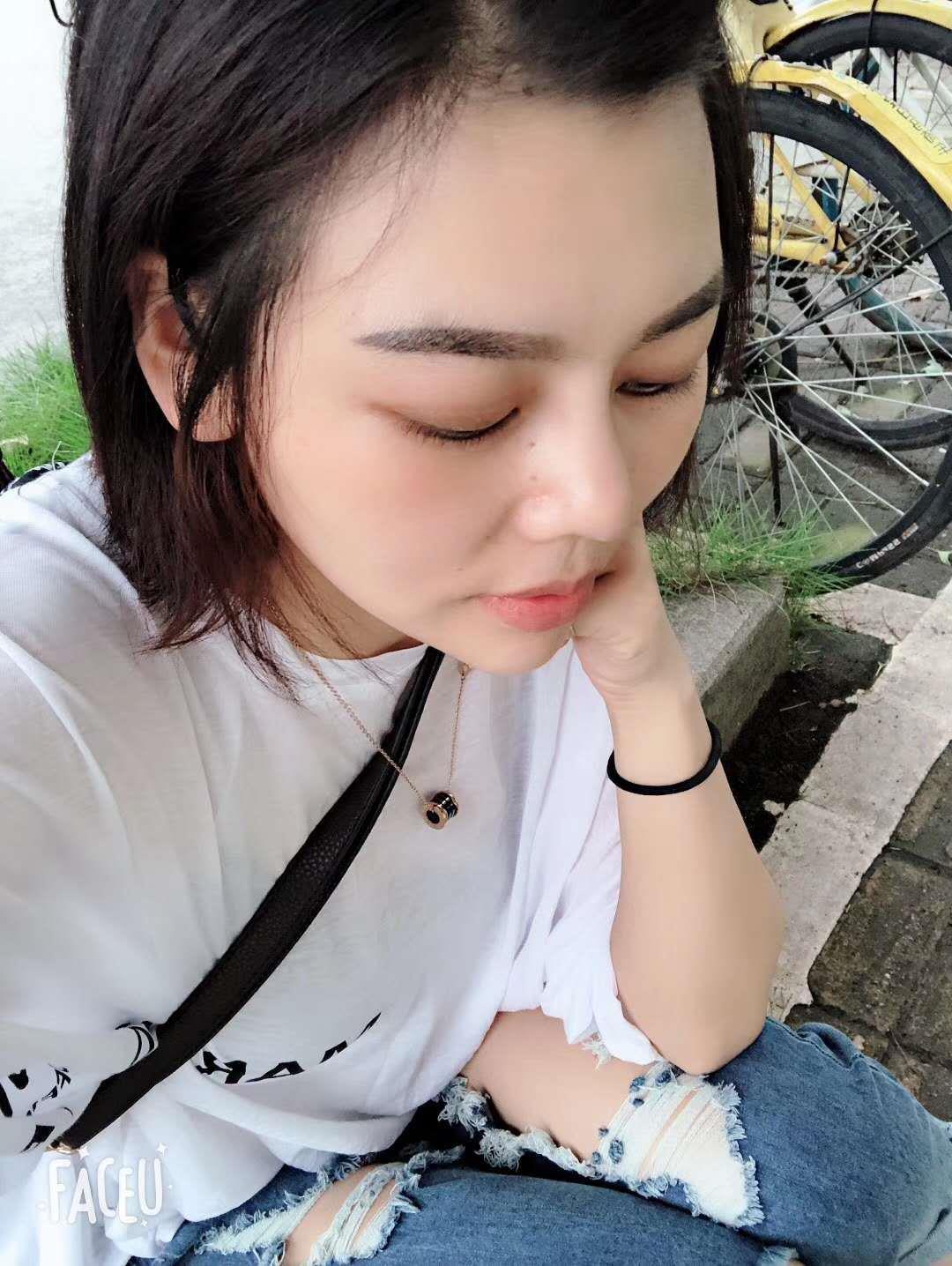 绝对良家90后，我经常约的，只是要提前，她要带孩子，要... 第1张