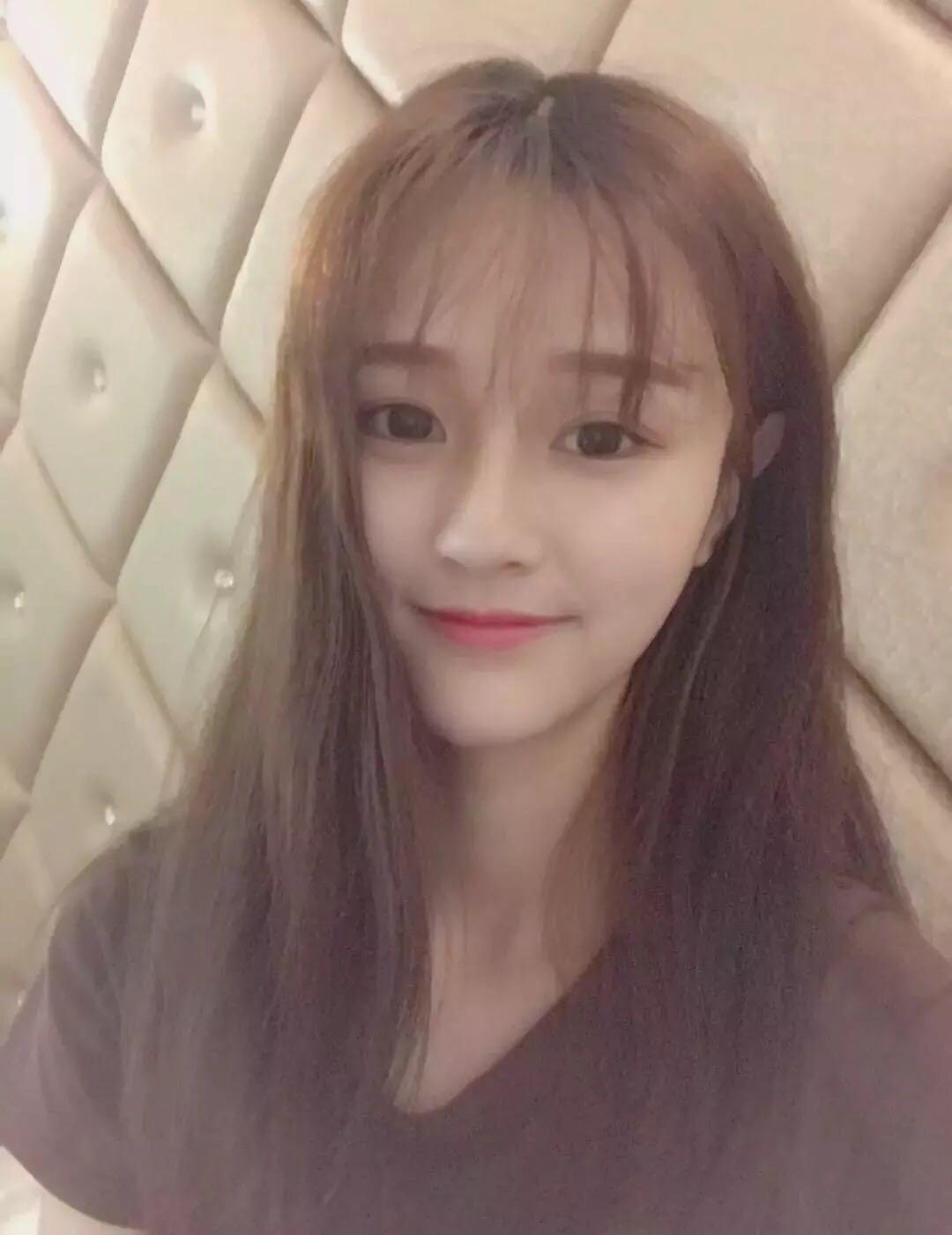 江西艺术学院舞蹈系的妹子 第1张