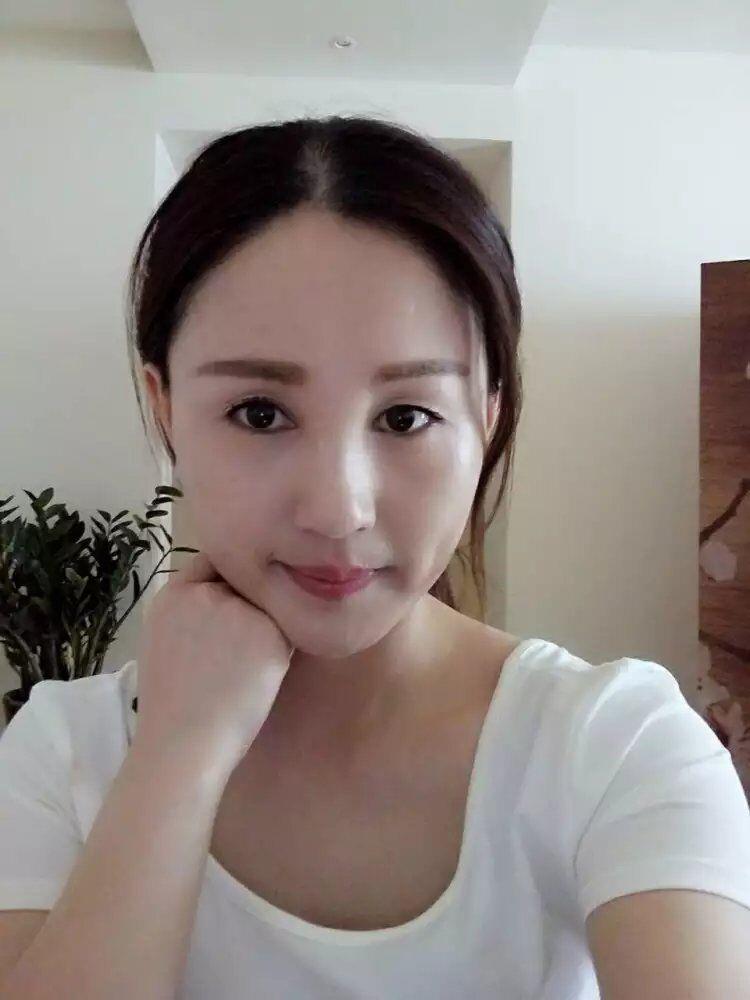 验证妹子素颜像李小璐 第2张