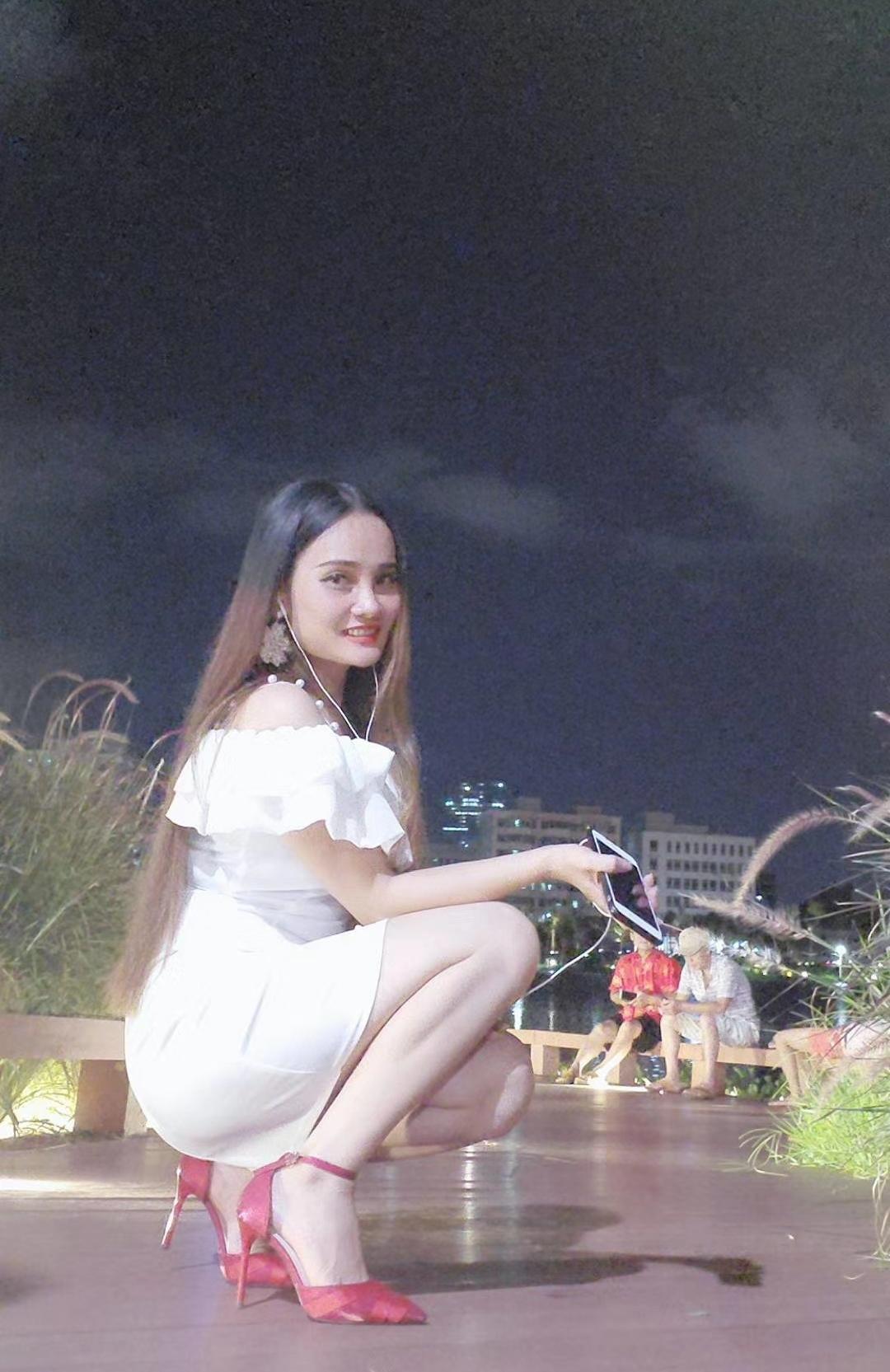 纹身熟女老江湖 第3张