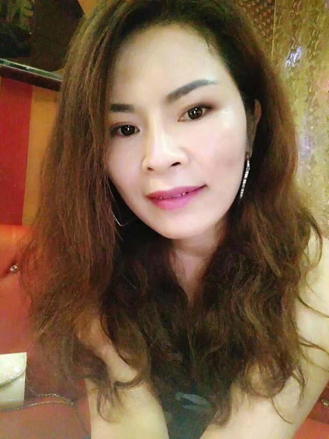 风韵少妇红姐 第1张