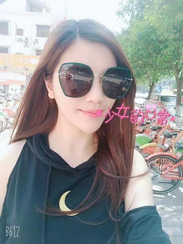 气质佳美女迪丽热巴——李子坝佳佳 第2张