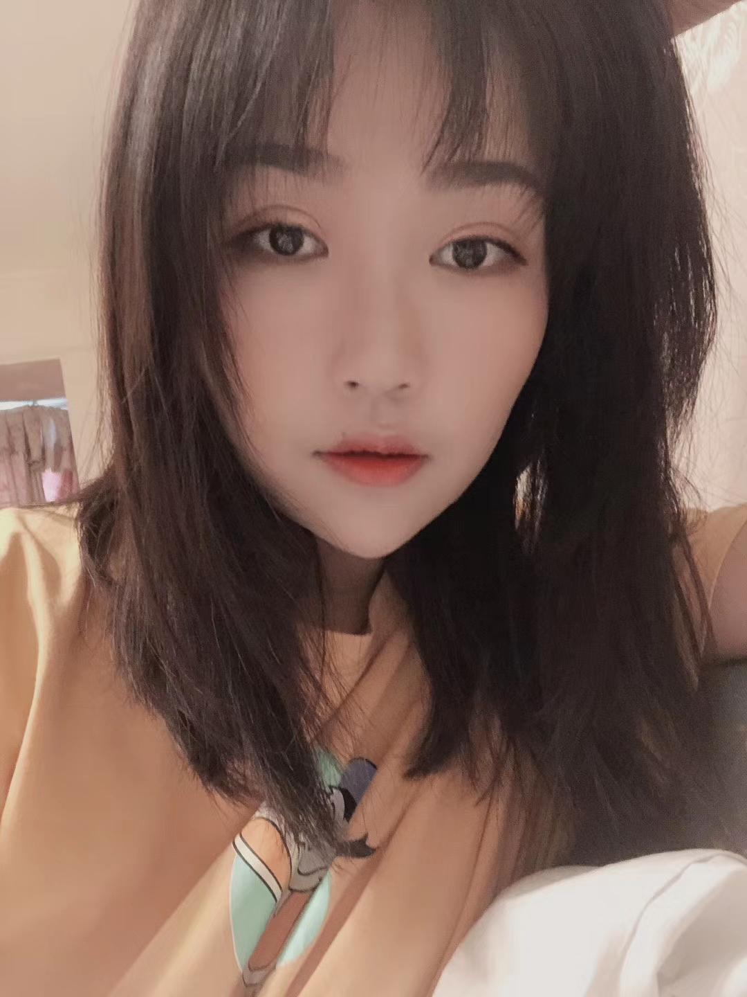 38E的月亮妹妹 第1张