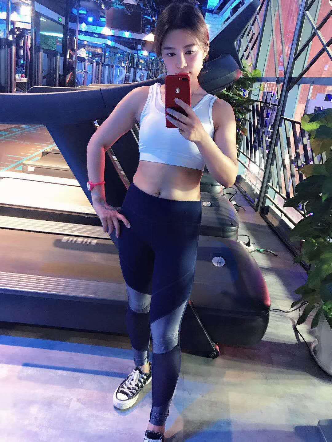 重庆爱健身的妹妹 第2张