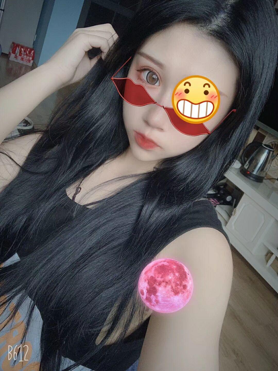 丝袜制服诱惑,体验锦华万达168温柔小嫩妹 第2张