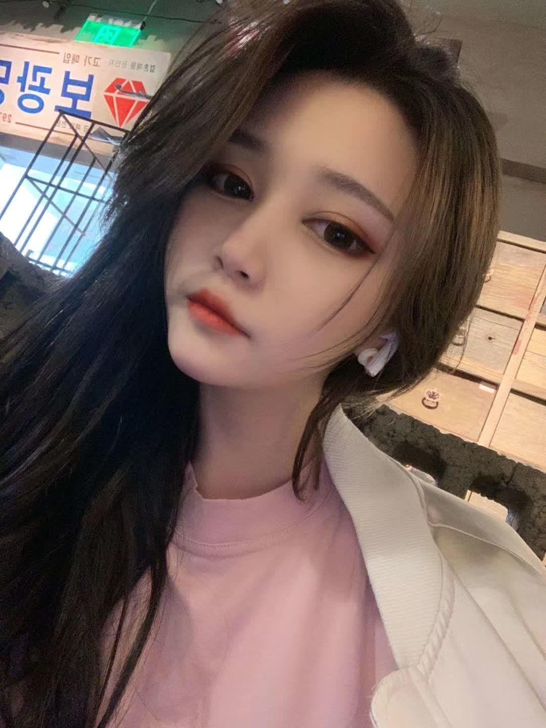 锦江区骚逼妹子 第1张