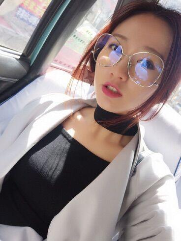 刷附近的人刷到的嫩妹,看着像冰冷女神叫起来浪的要死 第1张