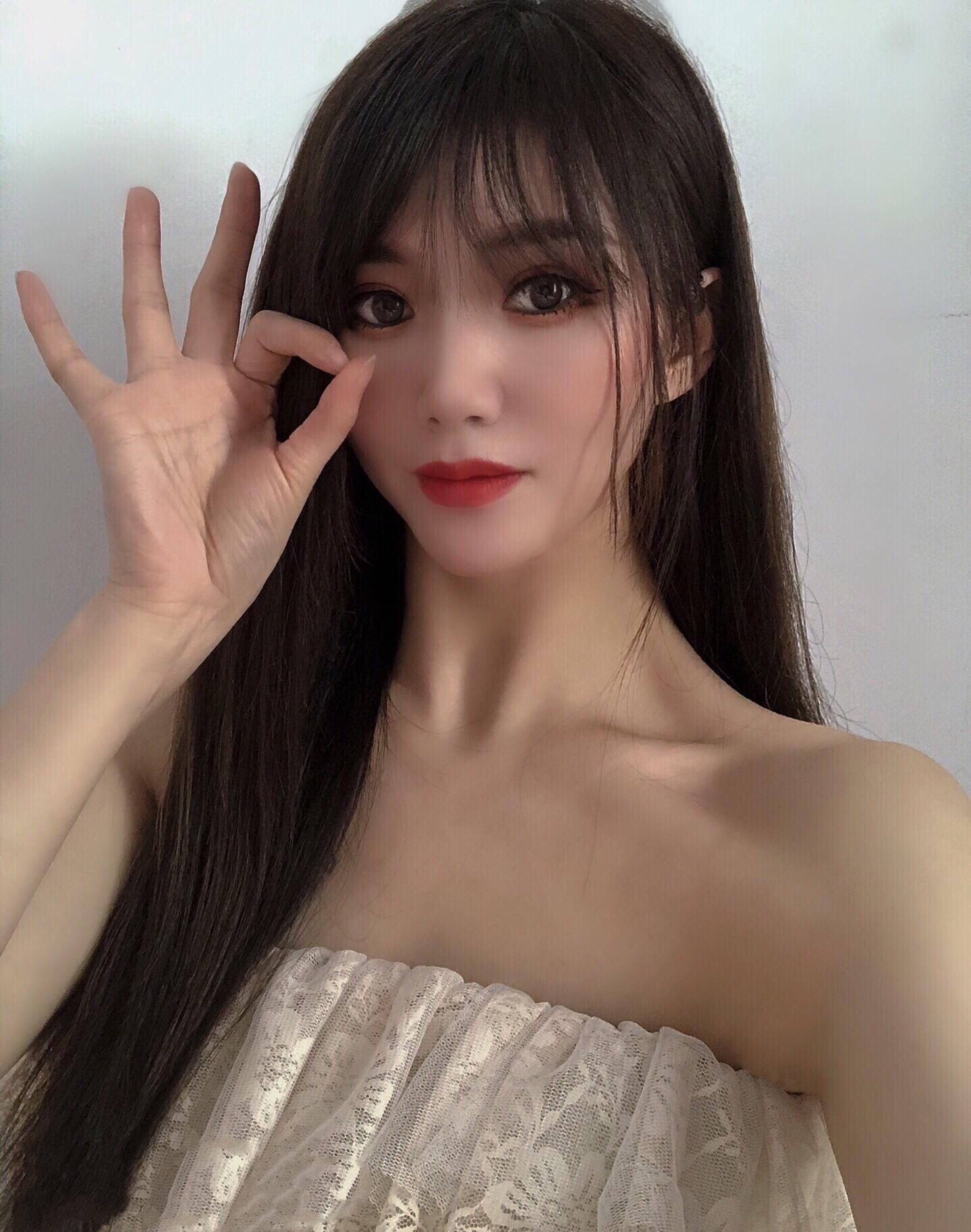 朋友叫过来的大长腿妹妹是个好骑手 第3张