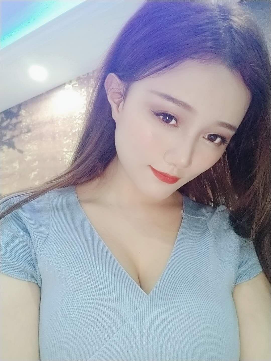 验证了一个成都市中心的大奶服务巨好妹子 第2张
