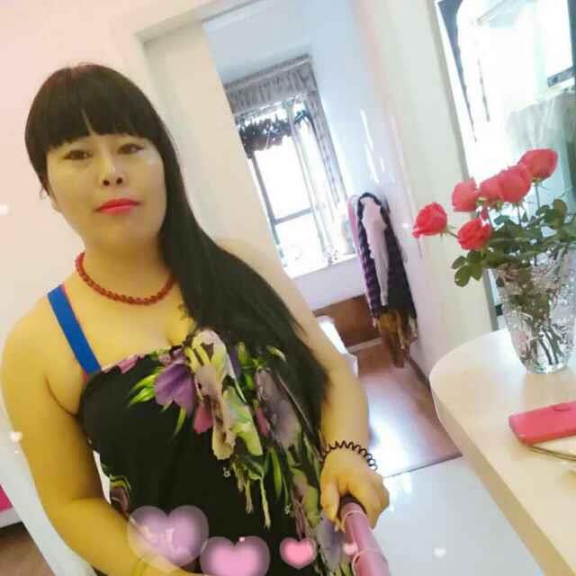 喜欢熟女的来,放得开,服务相当巴适 第1张